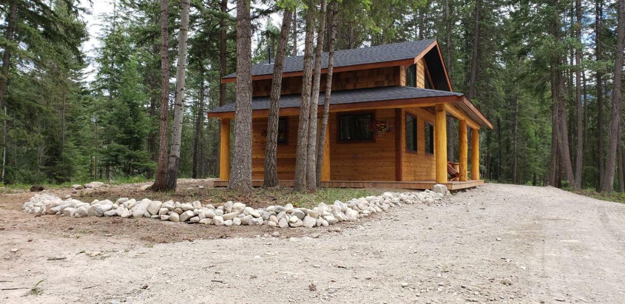 Kicking Horse Canyon Guest House Golden Ngoại thất bức ảnh